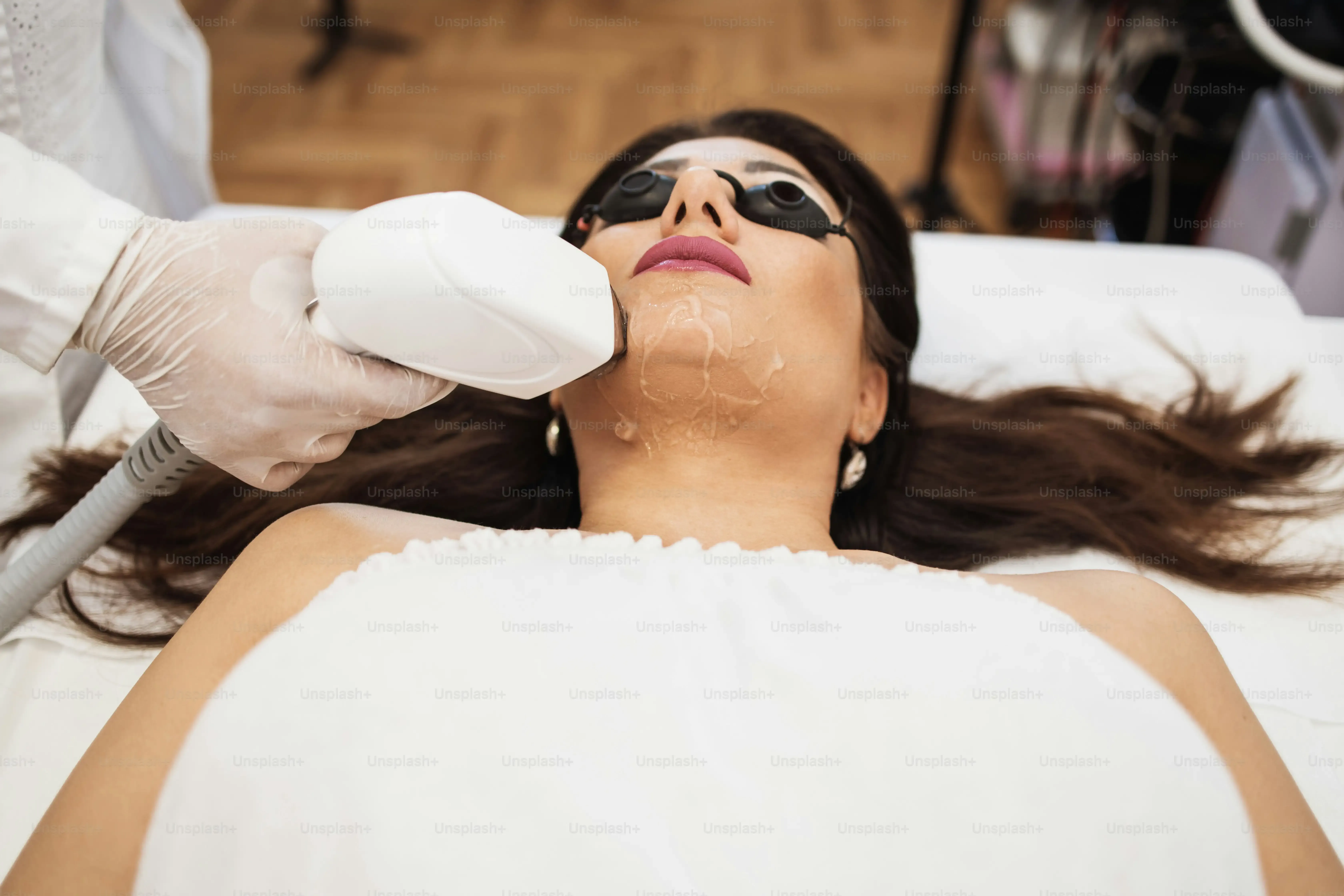 Laser Technology: What to Expect from Best Clinics in Los Angeles