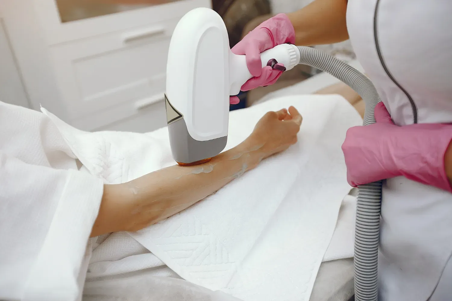 Safety and Results: Choosing the Right Laser Machine and Provider